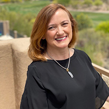 Deborah Fernandez-Turner headshot